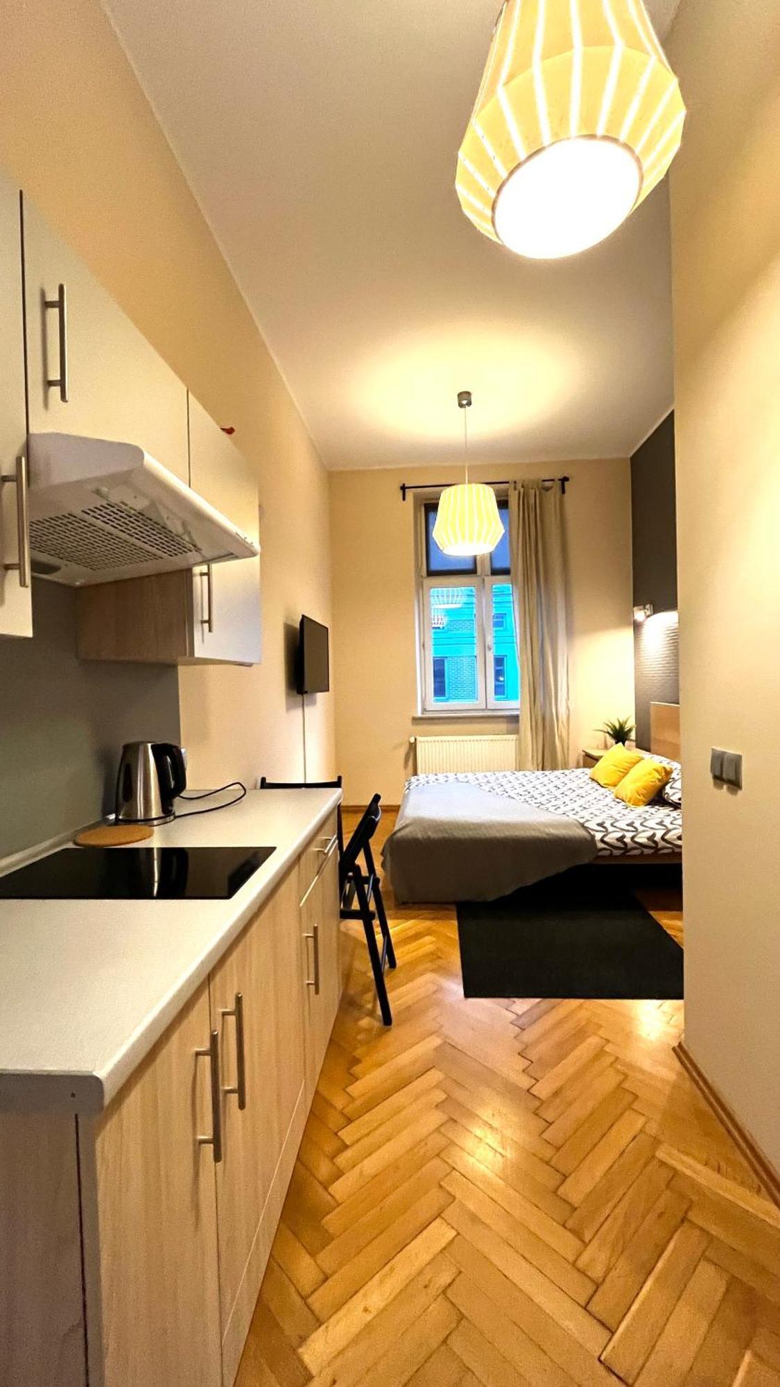 Apartament In Center *